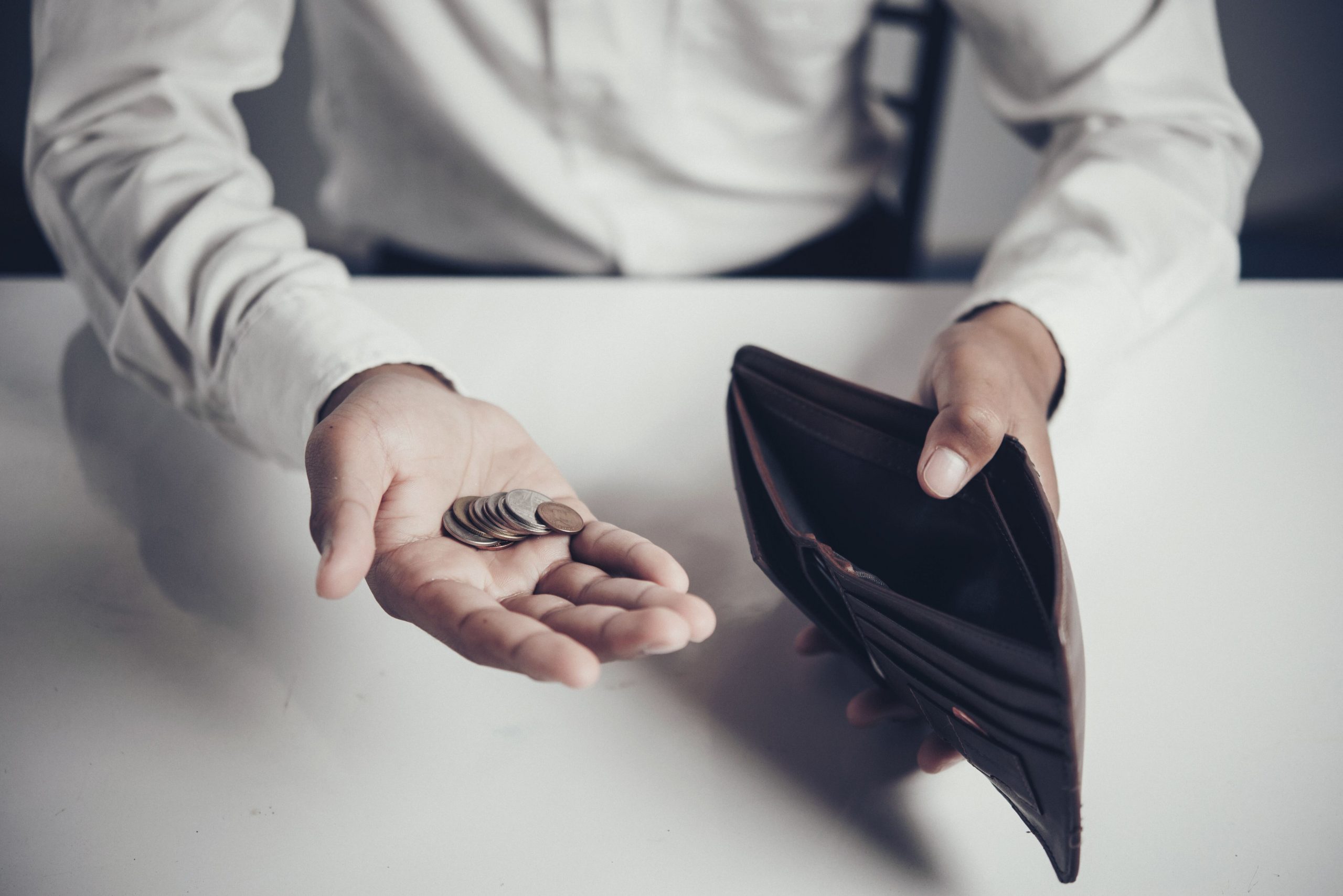 25 Años del Euro: Impacto y Perspectivas Económicas 25 Años del Euro: Impacto y Perspectivas Económicas