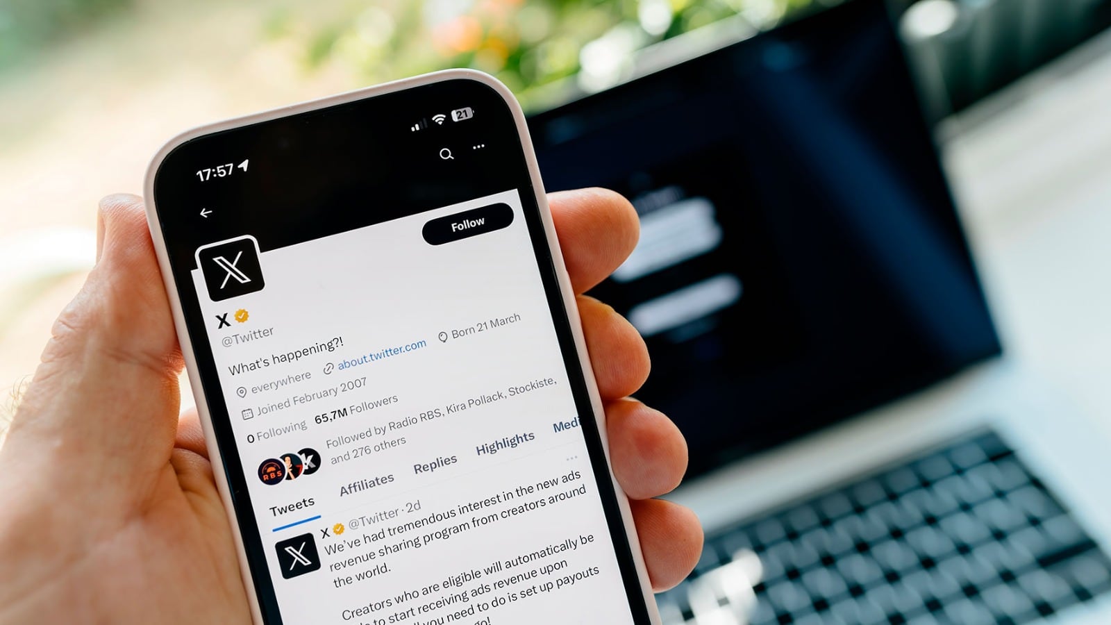 Caída global de X afecta a miles de usuarios Caída global de X afecta a miles de usuarios
