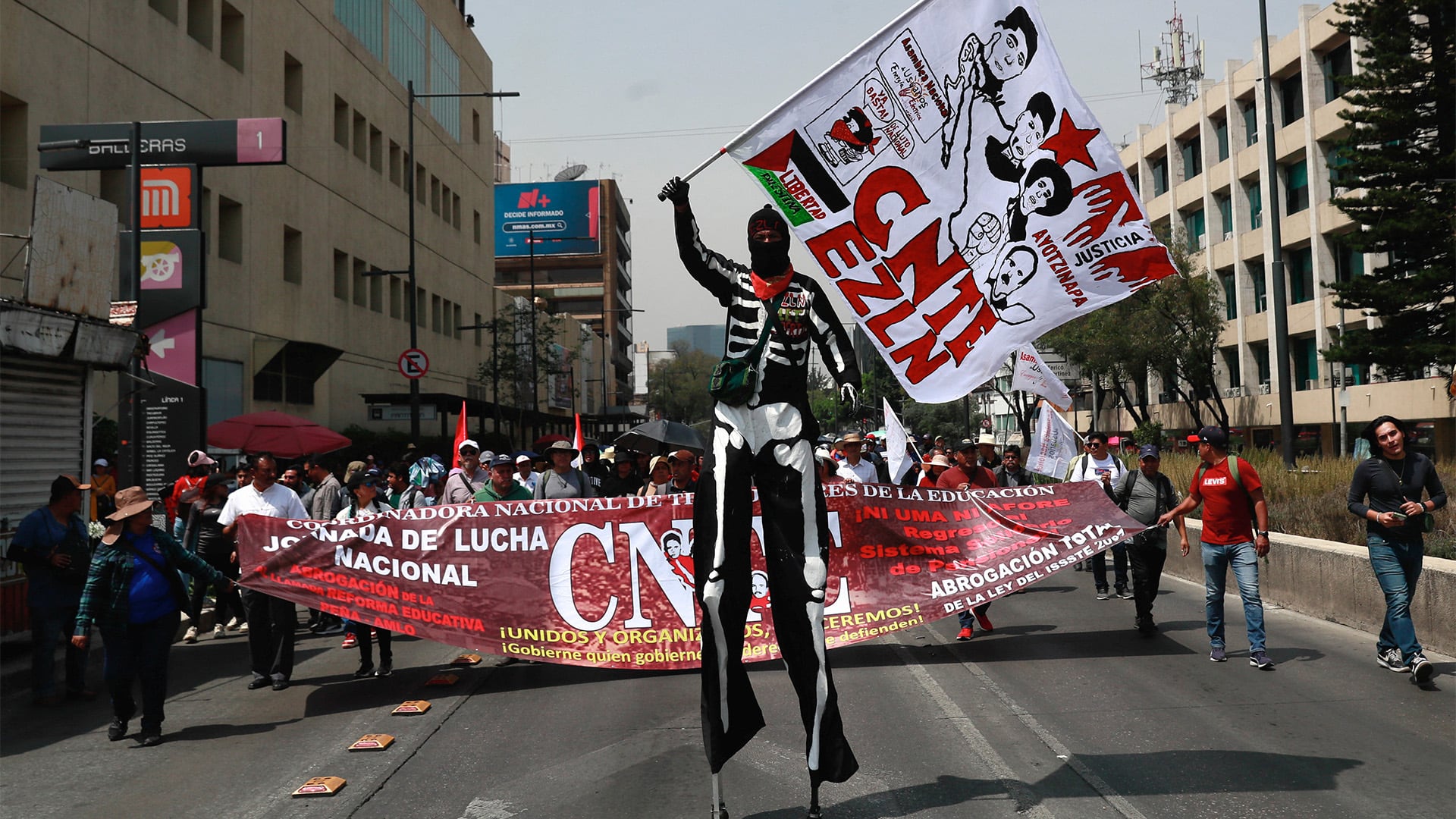 Cierres en el Metro CDMX por protestas de la CNTE Cierres en el Metro CDMX por protestas de la CNTE