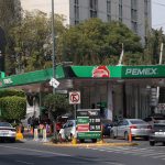 “Déficit de Gasolineras en México: Un Reto por Cubrir” "Déficit de Gasolineras en México: Un Reto por Cubrir"