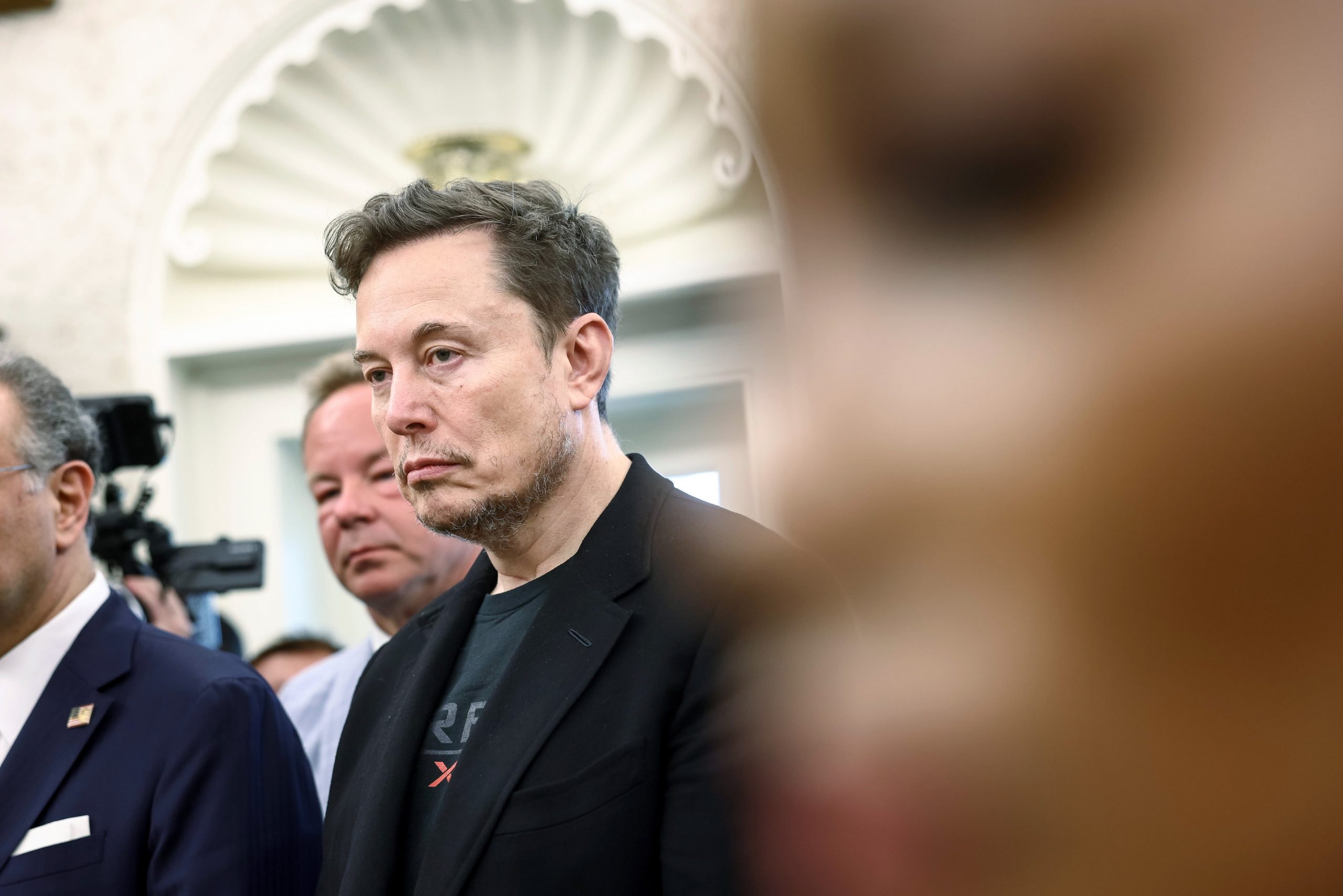 “Elon Musk Renuncia como Asesor de Trump por Desacuerdo Fiscal” "Elon Musk Renuncia como Asesor de Trump por Desacuerdo Fiscal"