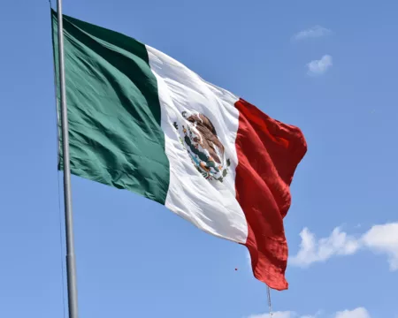 Éxodo Estadounidense: Portugal y México Entre los Destinos Favoritos Éxodo Estadounidense: Portugal y México Entre los Destinos Favoritos