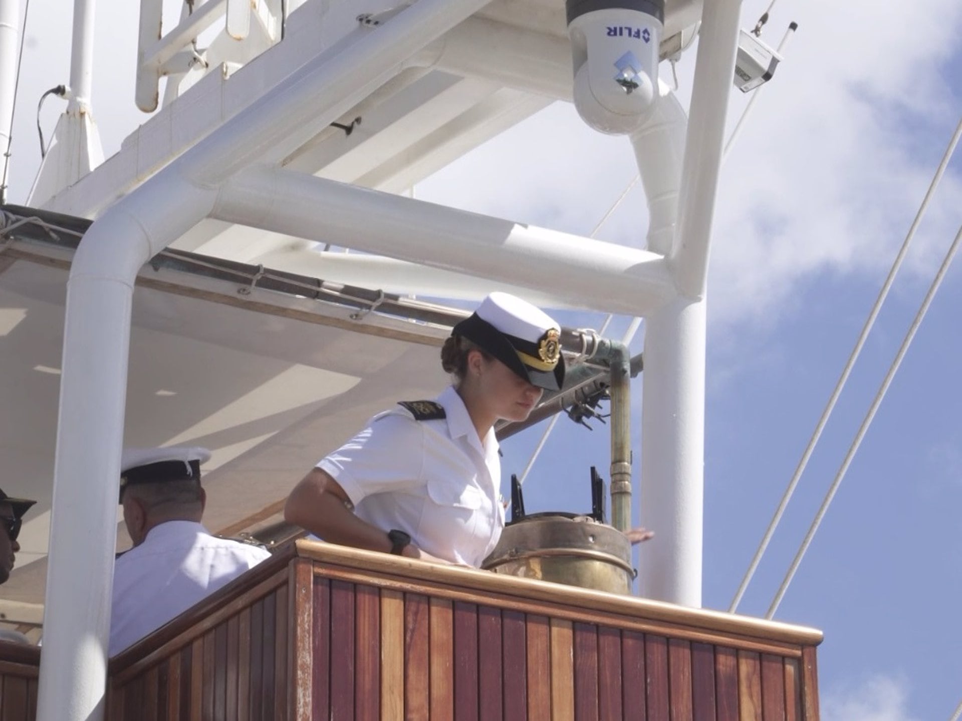 Leonor debuta en la radio desde el buque Elcano Leonor debuta en la radio desde el buque Elcano
