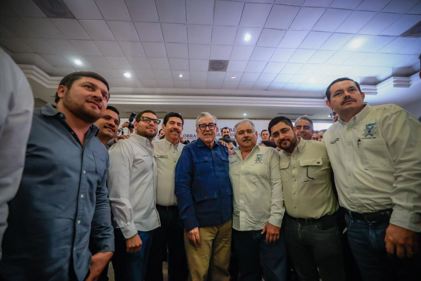 “Plan de Reactivación Económica: Sinaloa Impulsa Obras y Viviendas” "Plan de Reactivación Económica: Sinaloa Impulsa Obras y Viviendas"