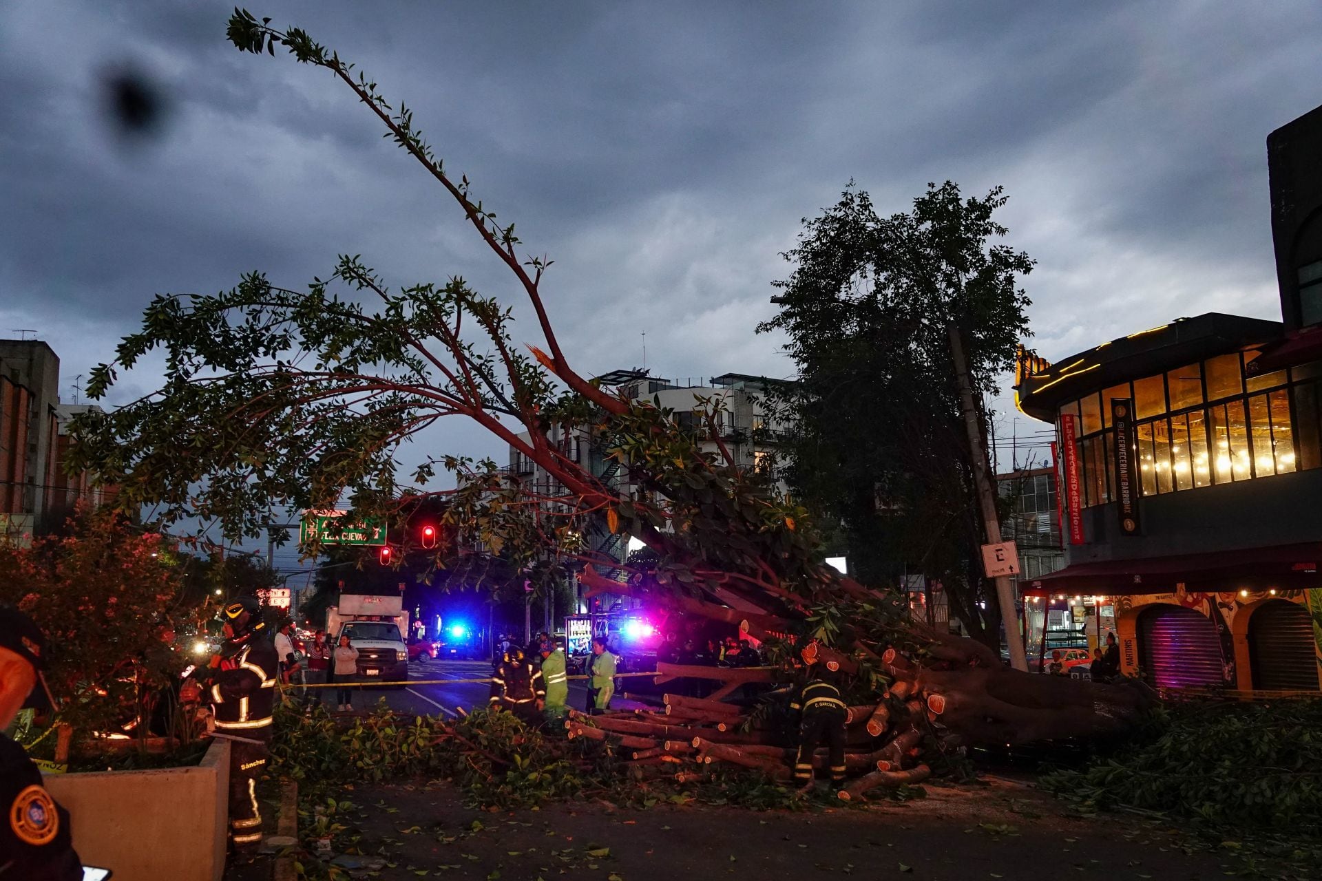 “Alerta Amarilla y Mal Tiempo para la NASCAR en CDMX” "Alerta Amarilla y Mal Tiempo para la NASCAR en CDMX"