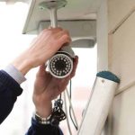 “Cámaras de Vigilancia: Riesgo Inseguro para la Privacidad” "Cámaras de Vigilancia: Riesgo Inseguro para la Privacidad"