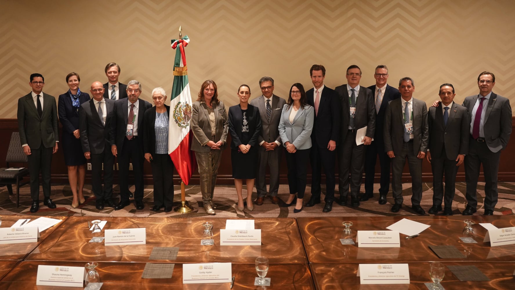 “Claudia Sheinbaum en el G7: Agenda y Reuniones Clave” "Claudia Sheinbaum en el G7: Agenda y Reuniones Clave"