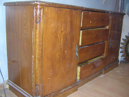 "Cómo Salvar Tus Muebles Mojados en Temporada de Lluvias"