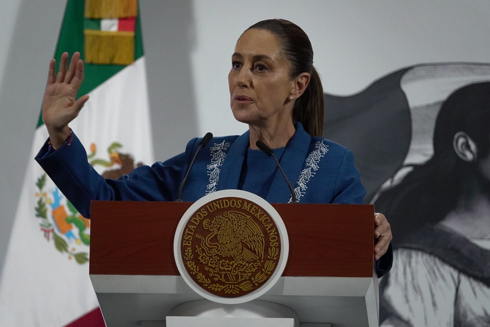 “El Tropiezo de Sheinbaum: Activismo y Política Exterior” "El Tropiezo de Sheinbaum: Activismo y Política Exterior"