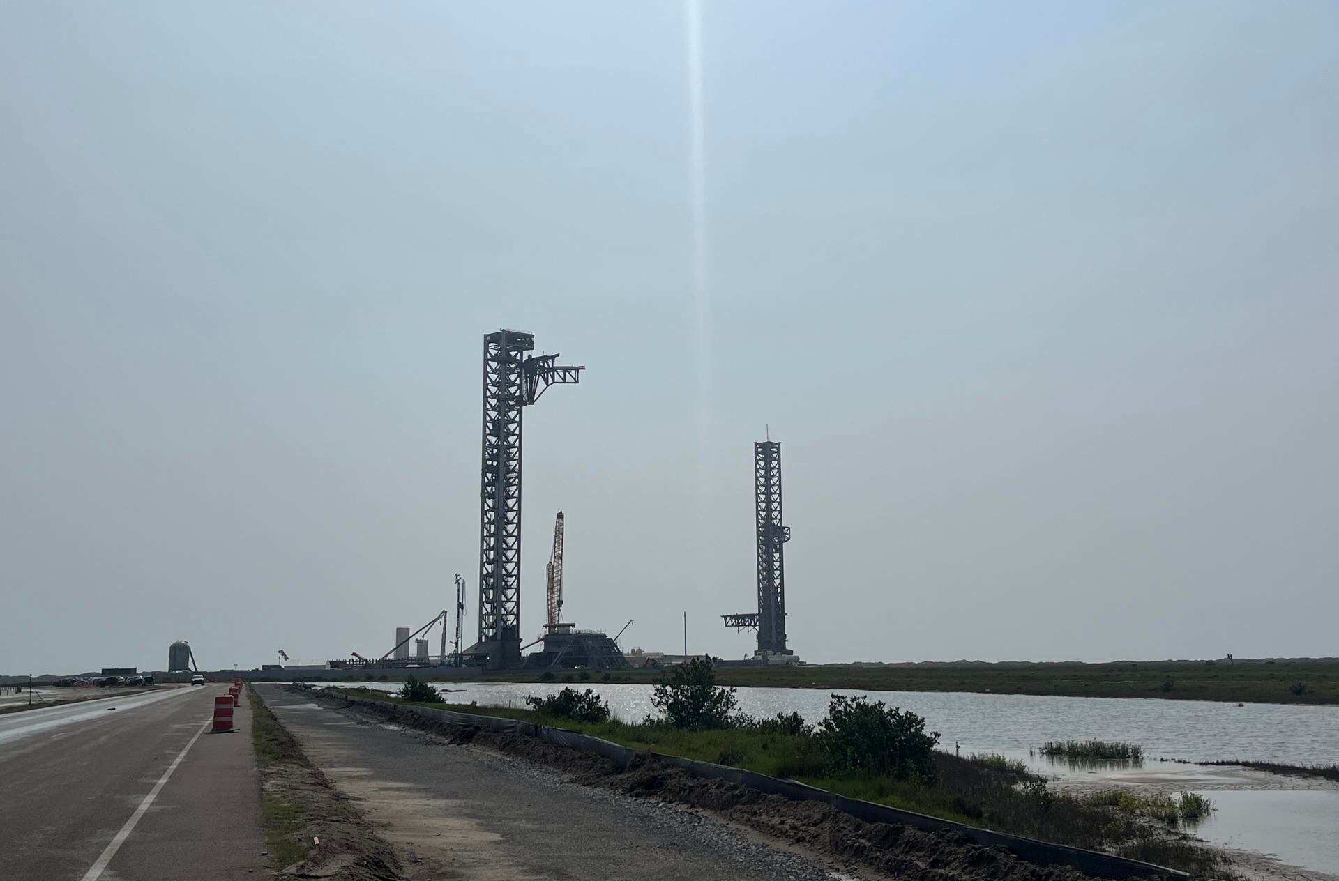 “Explosión de Cohete SpaceX y Retraso de Misión Axiom” "Explosión de Cohete SpaceX y Retraso de Misión Axiom"