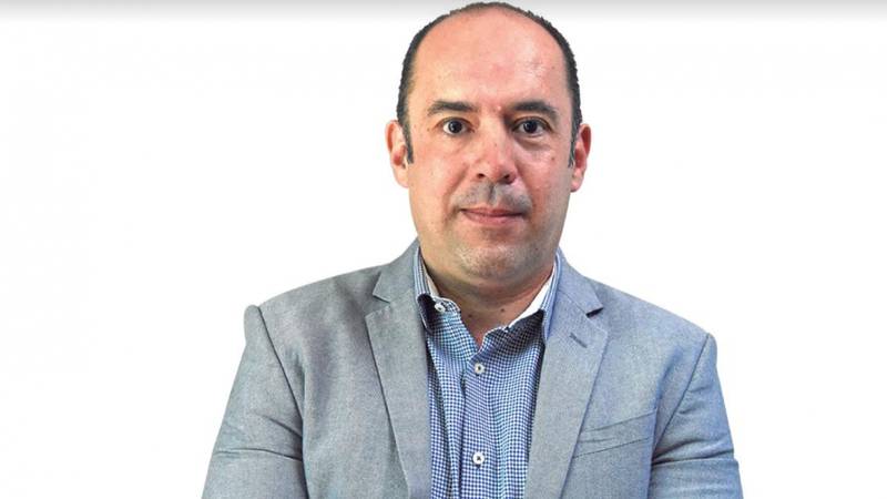 “Revolución Tecnológica en la Inversión Bursátil” "Revolución Tecnológica en la Inversión Bursátil"