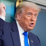 Tensión Comercial entre Trump y Canadá por Impuesto Digital Tensión Comercial entre Trump y Canadá por Impuesto Digital