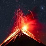 “Reflexiones Breves: Cultura, Política y Sociedad” "Volcanes: Cómo las Cenizas Influyen en la Formación de Nubes Cirros"