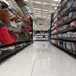 “Walmart vs. Chedraui y Tiendas 3B: Cambio en el Liderazgo Mexicano” "Walmart vs. Chedraui y Tiendas 3B: Cambio en el Liderazgo Mexicano"