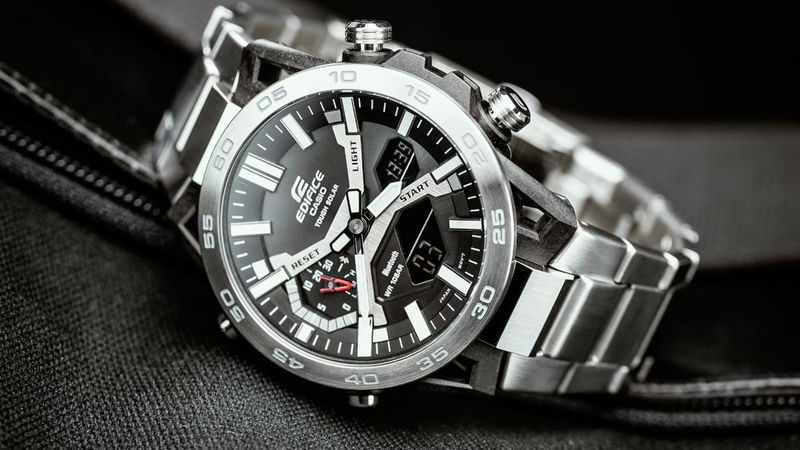 Casio Edifice ECB-2000D-1A: Precisión y Estilo Inspirado en la Fórmula 1