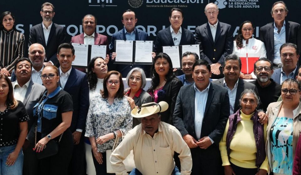 Convenio SEP y FMF para Erradicar Analfabetismo en 2026 Convenio SEP y FMF para Erradicar Analfabetismo en 2026