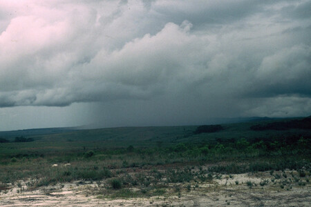 Drones y Clima: China Induce Lluvias Artificiales Drones y Clima: China Induce Lluvias Artificiales