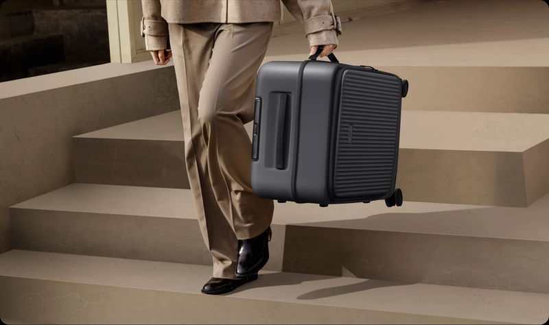 Innovadora maleta de Xiaomi con apertura frontal y compartimento secreto Innovadora maleta de Xiaomi con apertura frontal y compartimento secreto