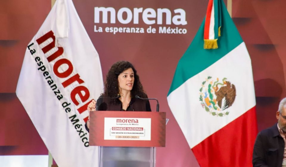 La Encrucijada de Morena: Entre Transformación Democrática y Hegemonía Autoritaria La Encrucijada de Morena: Entre Transformación Democrática y Hegemonía Autoritaria