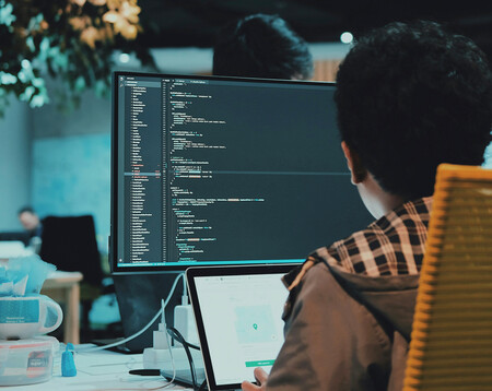 La Programación: El Trabajo Inmune a la IA Según Bill Gates La Programación: El Trabajo Inmune a la IA Según Bill Gates