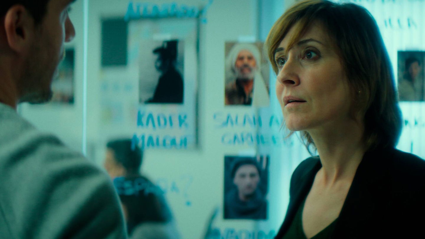 “La Unidad: Suspense Policíaco en España” "La Unidad: Suspense Policíaco en España"