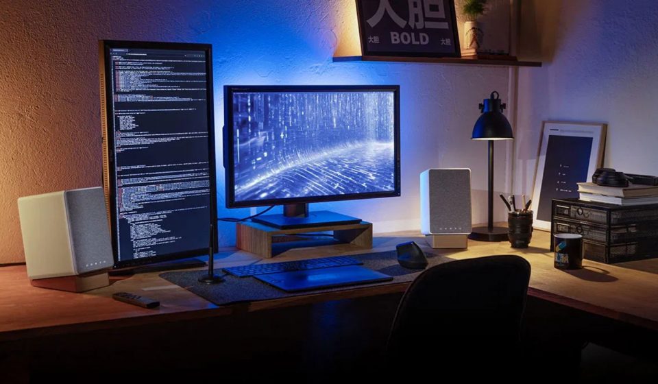 Onkyo CREATOR: Alta Fidelidad en el Escritorio Onkyo CREATOR: Alta Fidelidad en el Escritorio