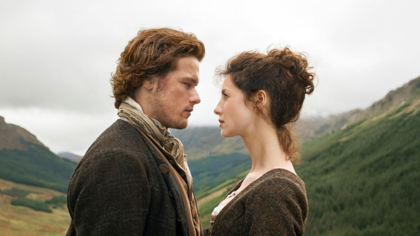 Outlander: Romance y Viajes Temporales en la TV Outlander: Romance y Viajes Temporales en la TV