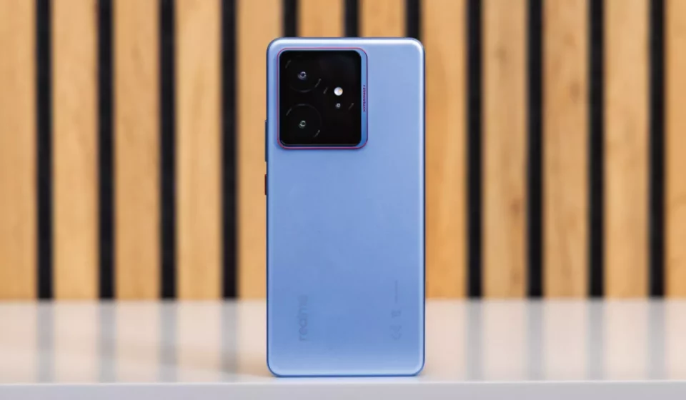 Realme GT 7: Alta Gama a Precio Asequible Realme GT 7: Alta Gama a Precio Asequible