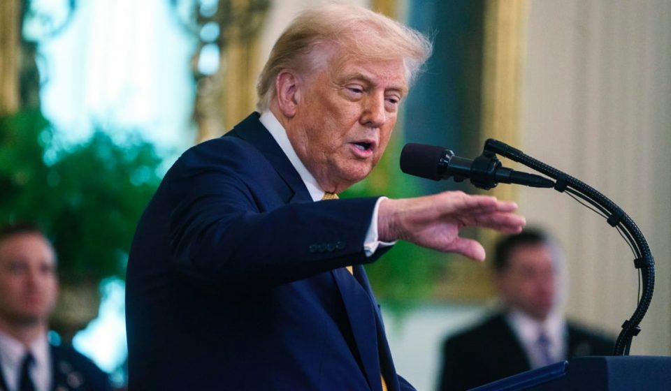 Trump intensifica aranceles: impacto en industria global y sectores clave Trump intensifica aranceles: impacto en industria global y sectores clave